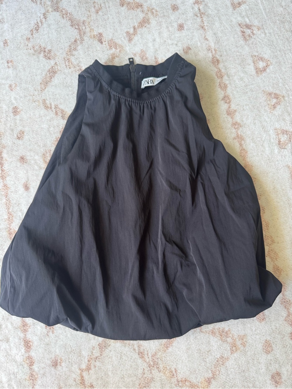 Zara Black Sleeveless Balloon-Hem Tank Top